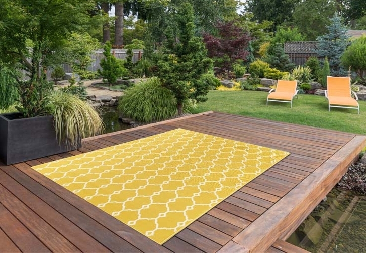 tappeto giardino giallo
